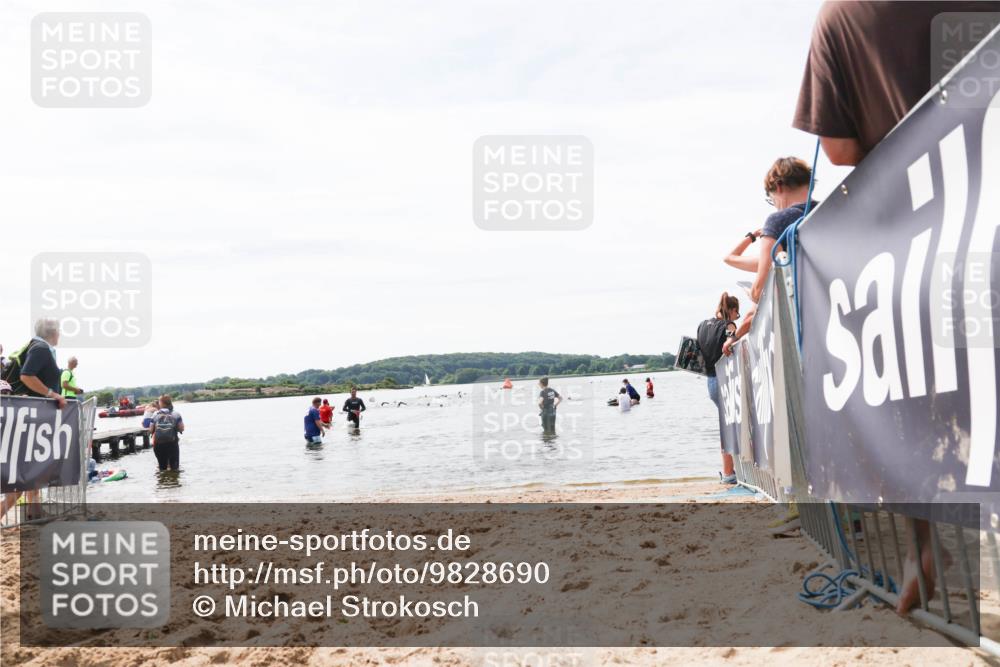 21.06.2026 - Viking Triathlon Michael Strokosch http://msf.ph/oto/9828690 21.06.2026 10:52:27 Schwimmen 222 meine-sportfotos.de