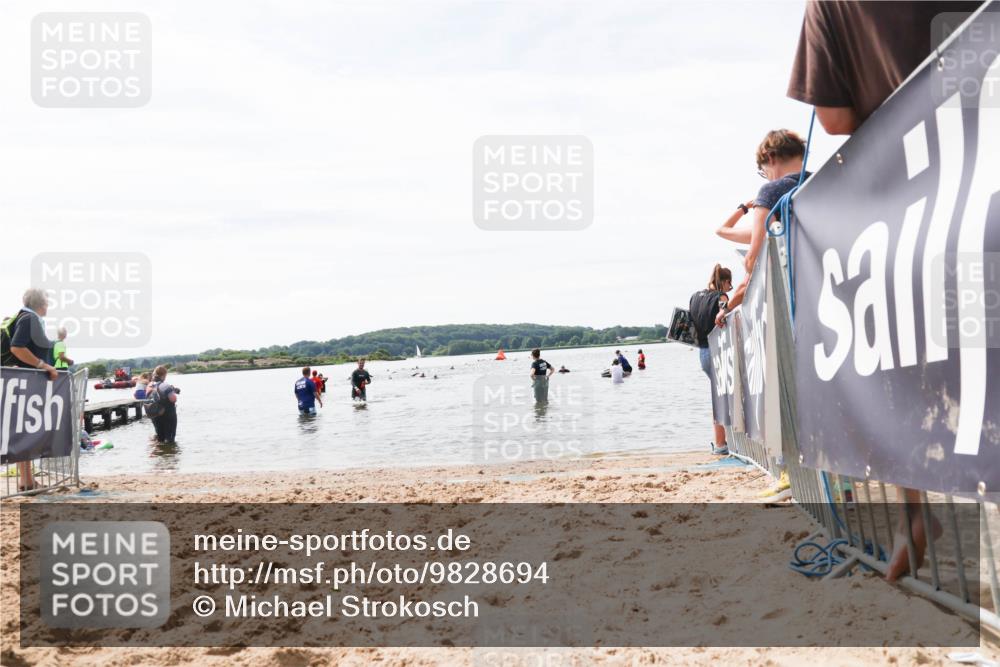 21.06.2026 - Viking Triathlon Michael Strokosch http://msf.ph/oto/9828694 21.06.2026 10:52:28 Schwimmen 222 meine-sportfotos.de