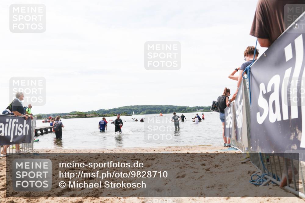 21.06.2026 - Viking Triathlon Michael Strokosch http://msf.ph/oto/9828710 21.06.2026 10:52:34 Schwimmen 624 meine-sportfotos.de