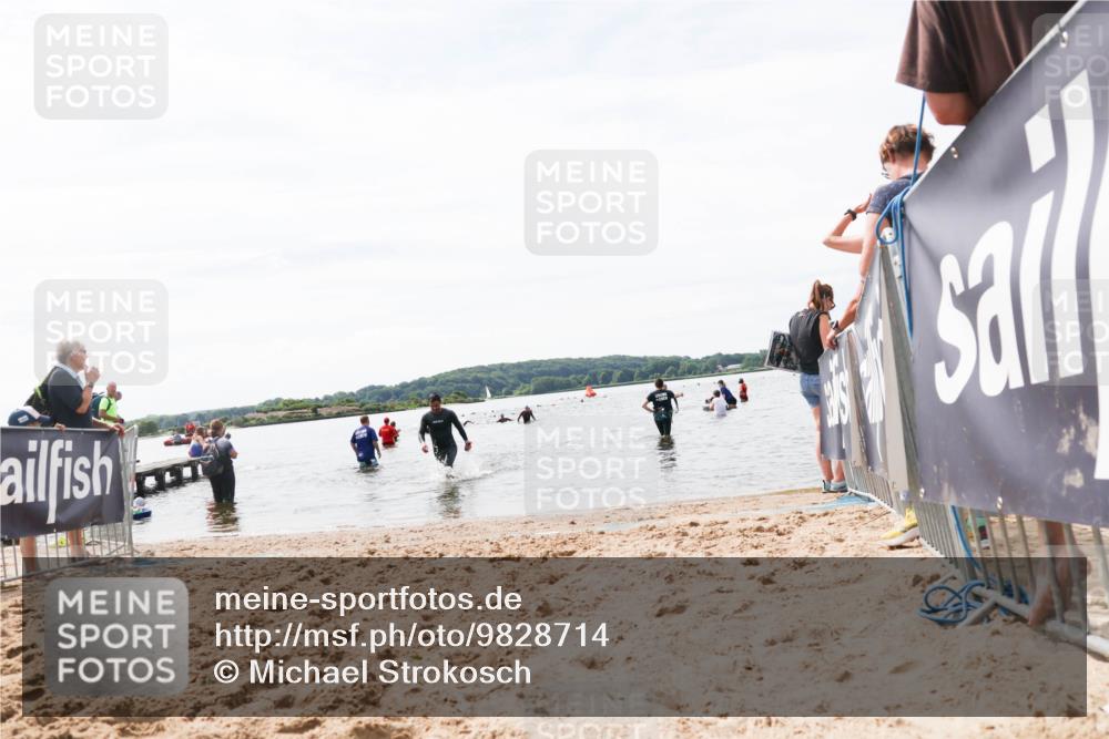 21.06.2026 - Viking Triathlon Michael Strokosch http://msf.ph/oto/9828714 21.06.2026 10:52:35 Schwimmen 624 meine-sportfotos.de