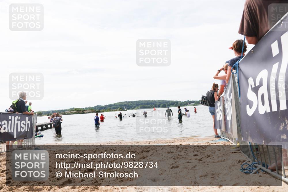 21.06.2026 - Viking Triathlon Michael Strokosch http://msf.ph/oto/9828734 21.06.2026 10:52:43 Schwimmen 624 meine-sportfotos.de