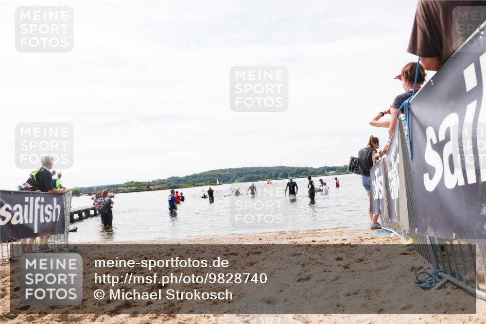 21.06.2026 - Viking Triathlon Michael Strokosch http://msf.ph/oto/9828740 21.06.2026 10:52:45 Schwimmen 624 meine-sportfotos.de