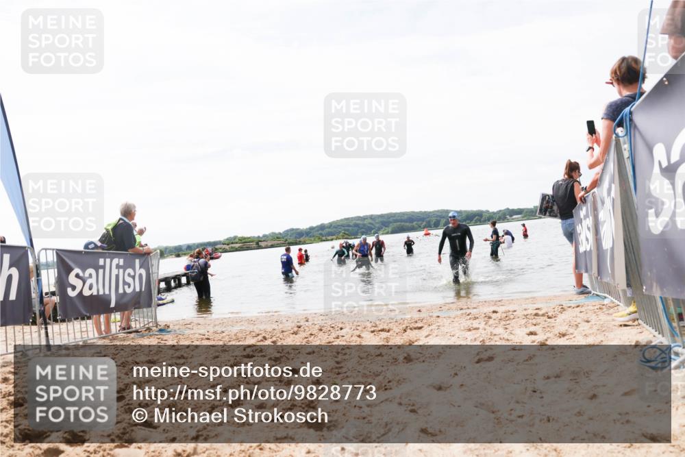 21.06.2026 - Viking Triathlon Michael Strokosch http://msf.ph/oto/9828773 21.06.2026 10:52:56 Schwimmen 385 meine-sportfotos.de