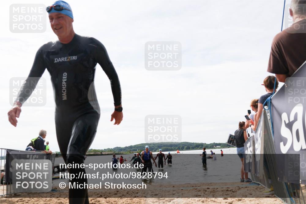 21.06.2026 - Viking Triathlon Michael Strokosch http://msf.ph/oto/9828794 21.06.2026 10:53:02 Schwimmen 385, 532, 661 meine-sportfotos.de