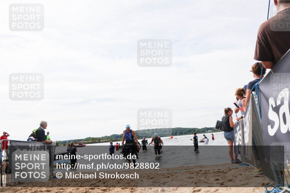 21.06.2026 - Viking Triathlon Michael Strokosch http://msf.ph/oto/9828802 21.06.2026 10:53:05 Schwimmen 133, 385, 433, 532, 661 meine-sportfotos.de