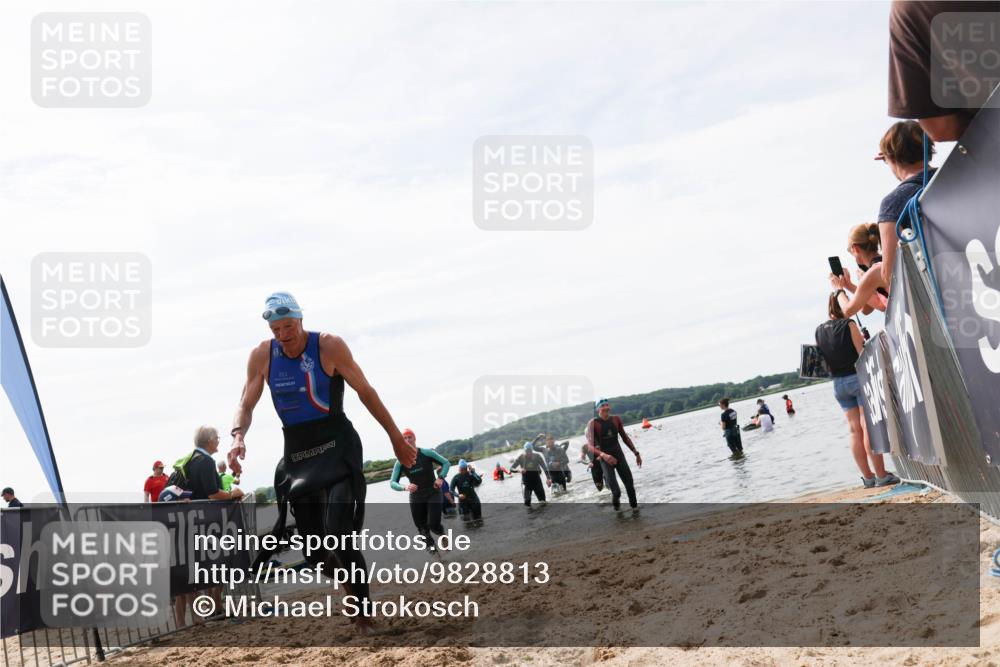 21.06.2026 - Viking Triathlon Michael Strokosch http://msf.ph/oto/9828813 21.06.2026 10:53:09 Schwimmen 133, 307, 433, 471, 532, 661 meine-sportfotos.de
