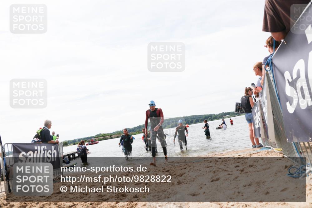 21.06.2026 - Viking Triathlon Michael Strokosch http://msf.ph/oto/9828822 21.06.2026 10:53:12 Schwimmen 133, 307, 433, 471, 532, 564, 622, 661 meine-sportfotos.de