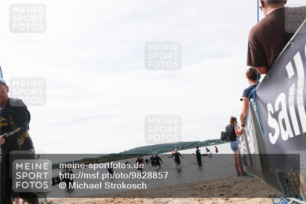 21.06.2026 - Viking Triathlon Michael Strokosch http://msf.ph/oto/9828857 21.06.2026 10:53:24 Schwimmen 92, 283, 564, 622 meine-sportfotos.de