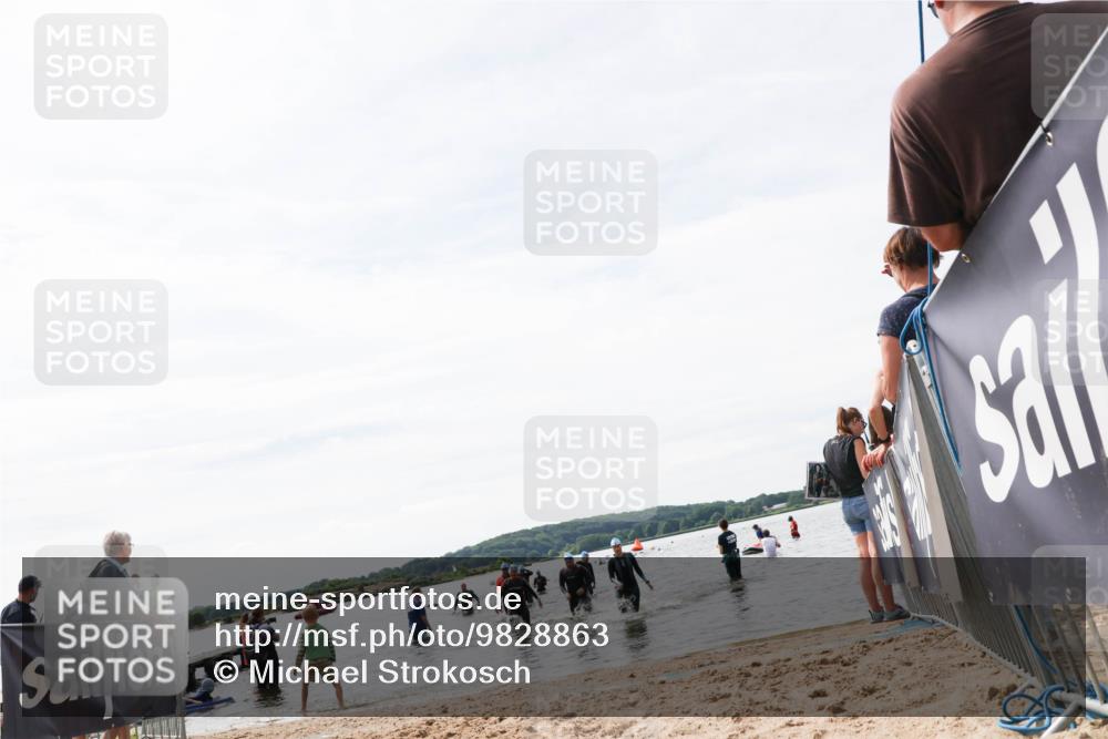 21.06.2026 - Viking Triathlon Michael Strokosch http://msf.ph/oto/9828863 21.06.2026 10:53:26 Schwimmen 92, 283, 564 meine-sportfotos.de