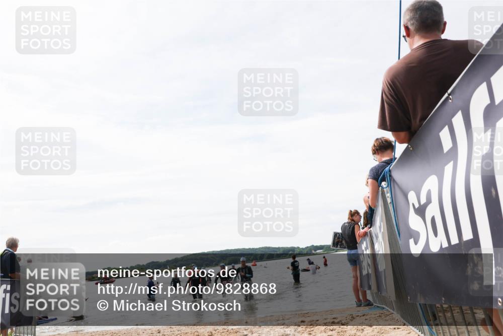 21.06.2026 - Viking Triathlon Michael Strokosch http://msf.ph/oto/9828868 21.06.2026 10:53:28 Schwimmen 59, 92, 283 meine-sportfotos.de
