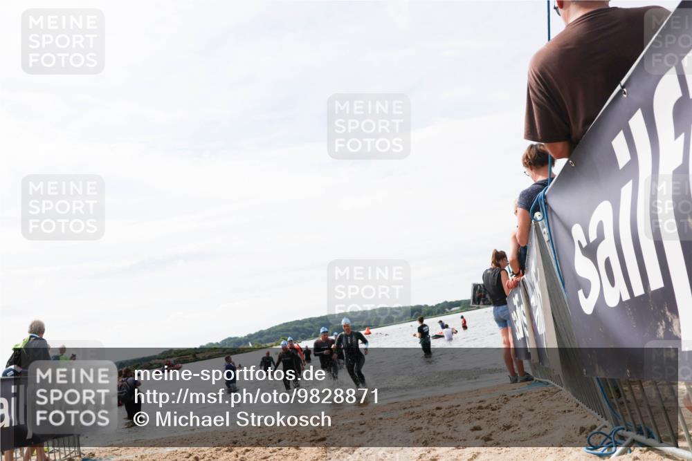 21.06.2026 - Viking Triathlon Michael Strokosch http://msf.ph/oto/9828871 21.06.2026 10:53:29 Schwimmen 59, 92, 283 meine-sportfotos.de