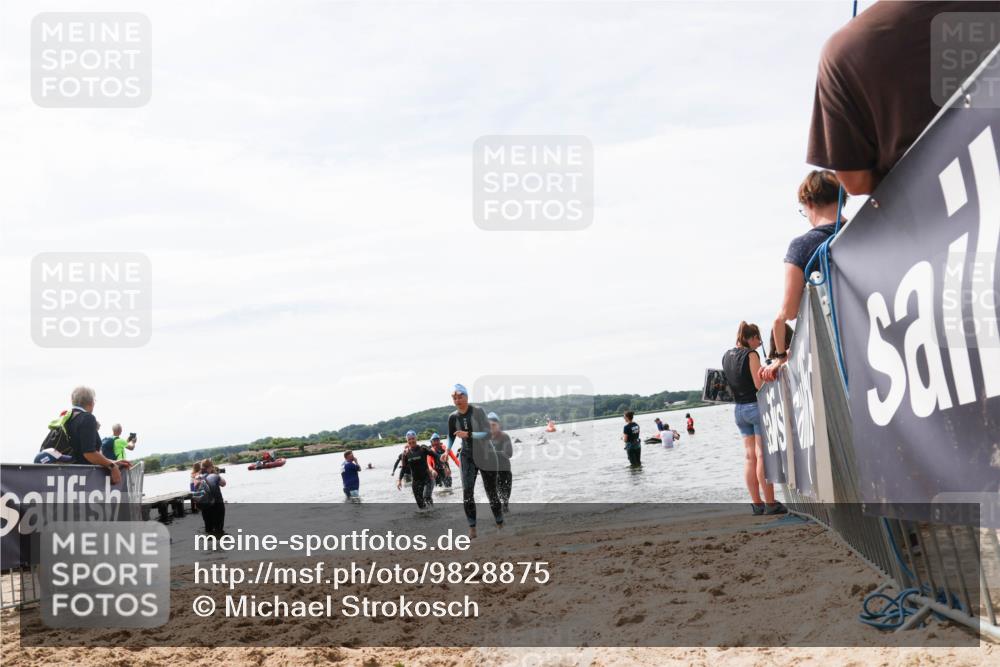 21.06.2026 - Viking Triathlon Michael Strokosch http://msf.ph/oto/9828875 21.06.2026 10:53:30 Schwimmen 59, 92, 283 meine-sportfotos.de