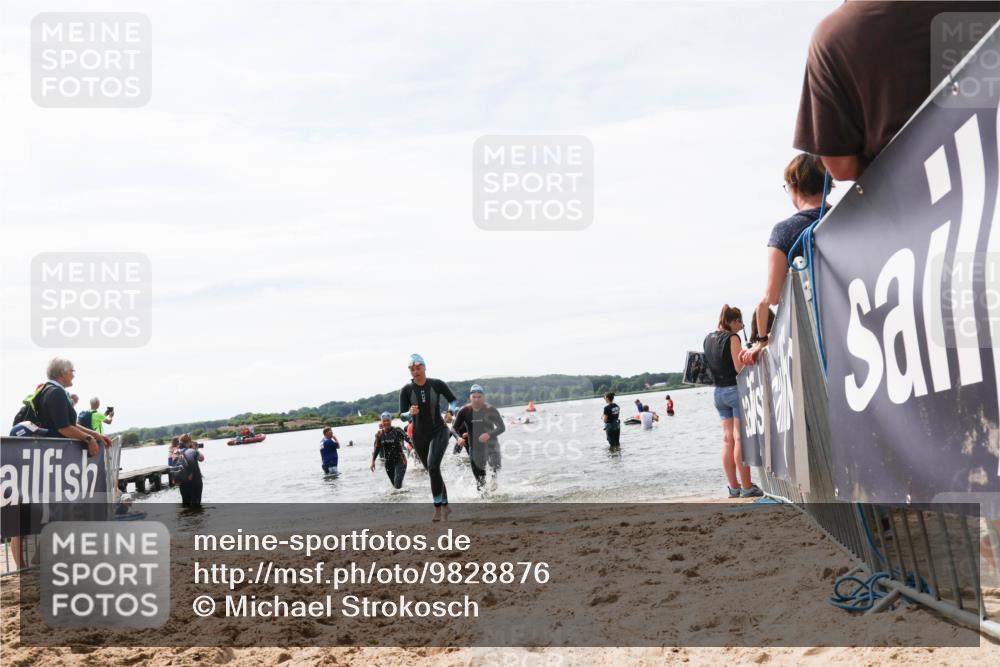 21.06.2026 - Viking Triathlon Michael Strokosch http://msf.ph/oto/9828876 21.06.2026 10:53:30 Schwimmen 59, 92, 283 meine-sportfotos.de