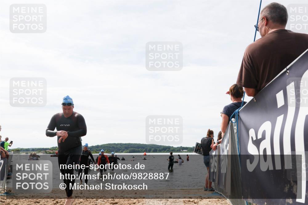 21.06.2026 - Viking Triathlon Michael Strokosch http://msf.ph/oto/9828887 21.06.2026 10:53:34 Schwimmen 59, 92, 283, 375 meine-sportfotos.de