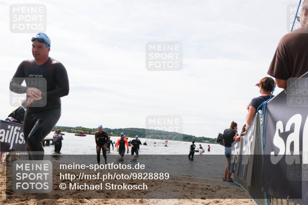 21.06.2026 - Viking Triathlon Michael Strokosch http://msf.ph/oto/9828889 21.06.2026 10:53:34 Schwimmen 59, 92, 283, 375 meine-sportfotos.de