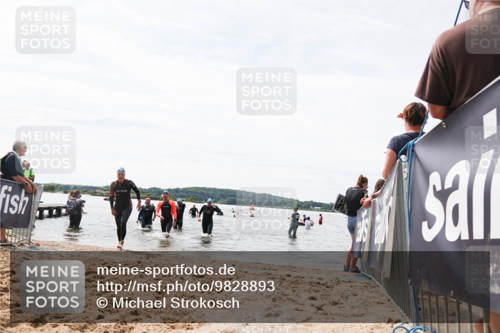 21.06.2026 - Viking Triathlon Michael Strokosch http://msf.ph/oto/9828893 21.06.2026 10:53:36 Schwimmen 59, 92, 182, 283, 365, 375 meine-sportfotos.de