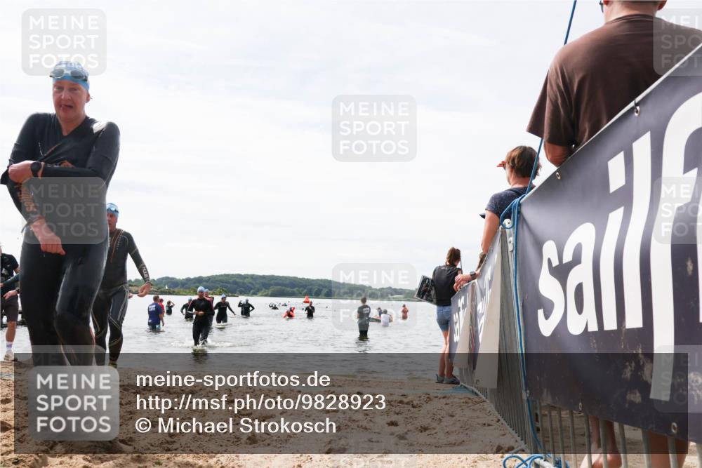 21.06.2026 - Viking Triathlon Michael Strokosch http://msf.ph/oto/9828923 21.06.2026 10:53:46 Schwimmen 182, 365, 375, 538, 607 meine-sportfotos.de