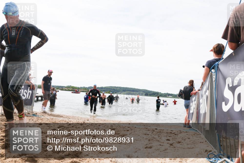 21.06.2026 - Viking Triathlon Michael Strokosch http://msf.ph/oto/9828931 21.06.2026 10:53:48 Schwimmen 97, 182, 365, 538, 607 meine-sportfotos.de