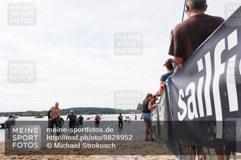 21.06.2026 - Viking Triathlon Michael Strokosch http://msf.ph/oto/9828952 21.06.2026 10:53:55 Schwimmen 97, 203, 257, 515, 538 meine-sportfotos.de