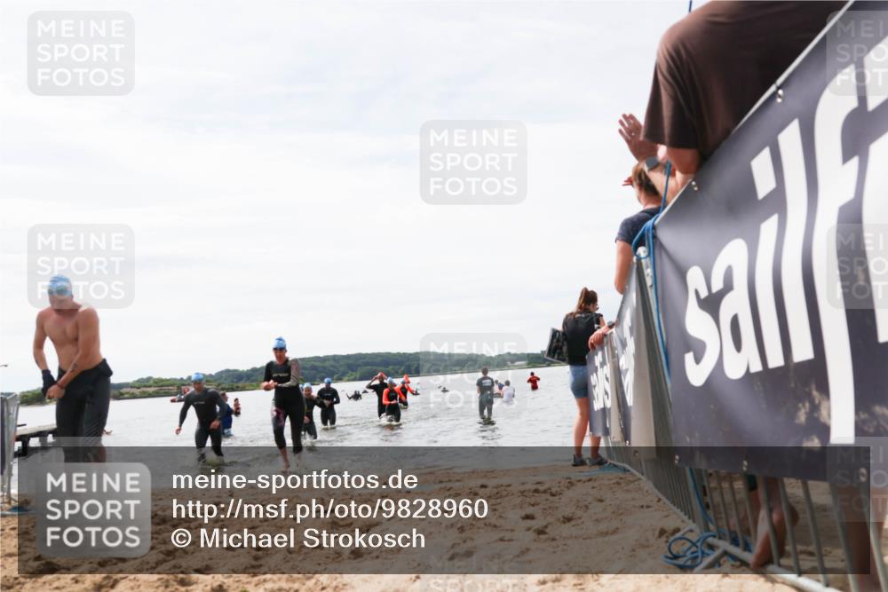 21.06.2026 - Viking Triathlon Michael Strokosch http://msf.ph/oto/9828960 21.06.2026 10:53:58 Schwimmen 97, 203, 257, 390, 515 meine-sportfotos.de