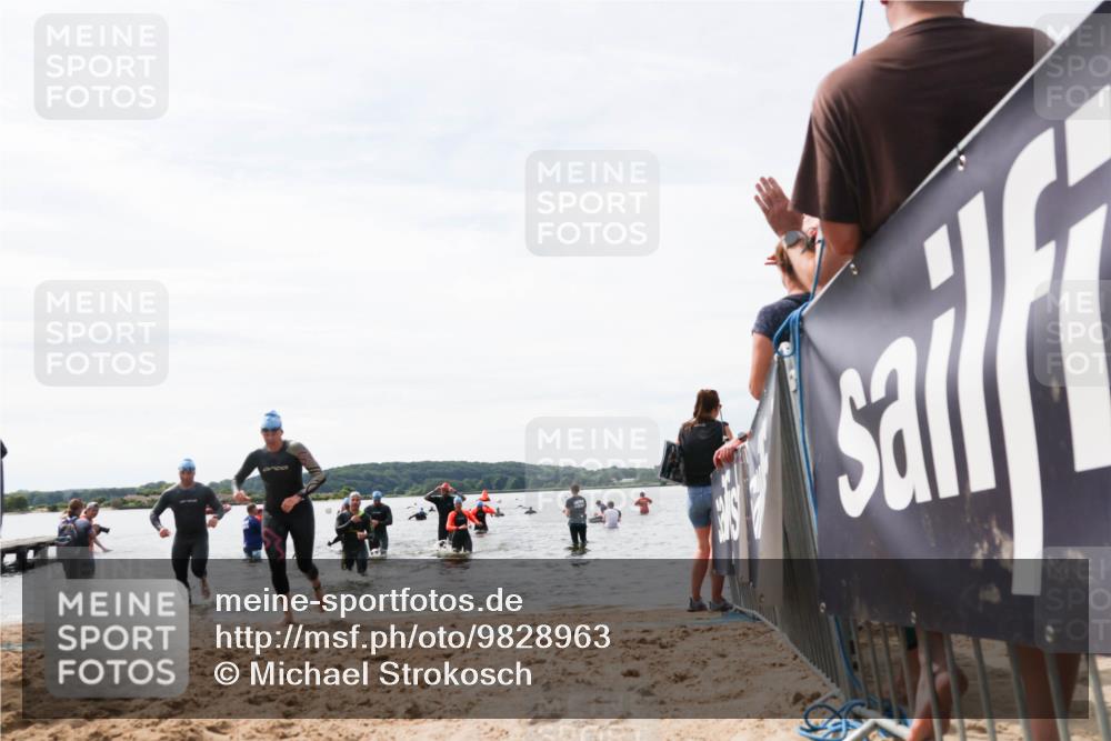 21.06.2026 - Viking Triathlon Michael Strokosch http://msf.ph/oto/9828963 21.06.2026 10:53:59 Schwimmen 61, 97, 190, 203, 257, 390, 515 meine-sportfotos.de