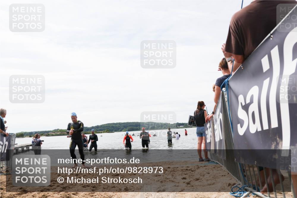 21.06.2026 - Viking Triathlon Michael Strokosch http://msf.ph/oto/9828973 21.06.2026 10:54:02 Schwimmen 61, 97, 190, 203, 257, 390, 515, 631 meine-sportfotos.de