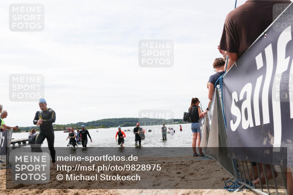 21.06.2026 - Viking Triathlon Michael Strokosch http://msf.ph/oto/9828975 21.06.2026 10:54:03 Schwimmen 61, 97, 190, 203, 257, 390, 515, 631 meine-sportfotos.de