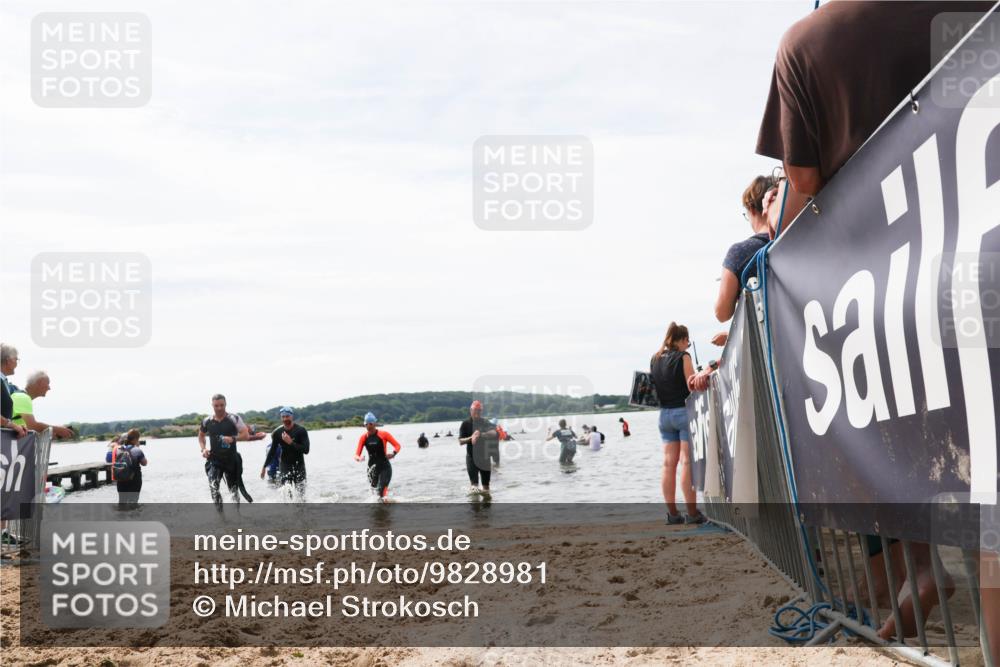 21.06.2026 - Viking Triathlon Michael Strokosch http://msf.ph/oto/9828981 21.06.2026 10:54:05 Schwimmen 61, 190, 203, 257, 390, 515, 631 meine-sportfotos.de