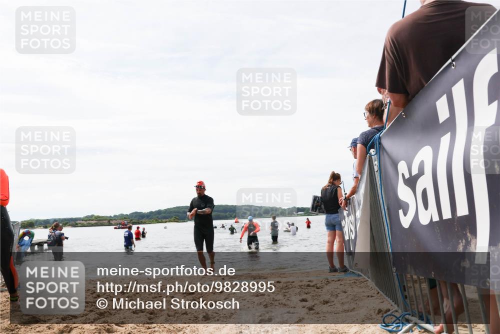 21.06.2026 - Viking Triathlon Michael Strokosch http://msf.ph/oto/9828995 21.06.2026 10:54:10 Schwimmen 61, 190, 237, 390, 631 meine-sportfotos.de