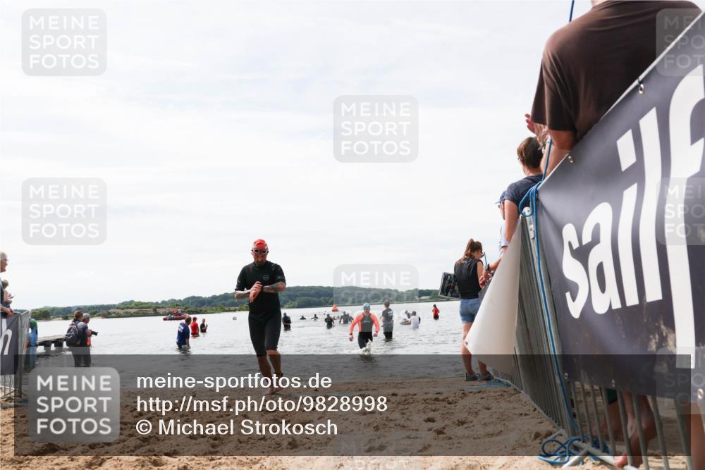 21.06.2026 - Viking Triathlon Michael Strokosch http://msf.ph/oto/9828998 21.06.2026 10:54:11 Schwimmen 61, 190, 237, 390, 631 meine-sportfotos.de