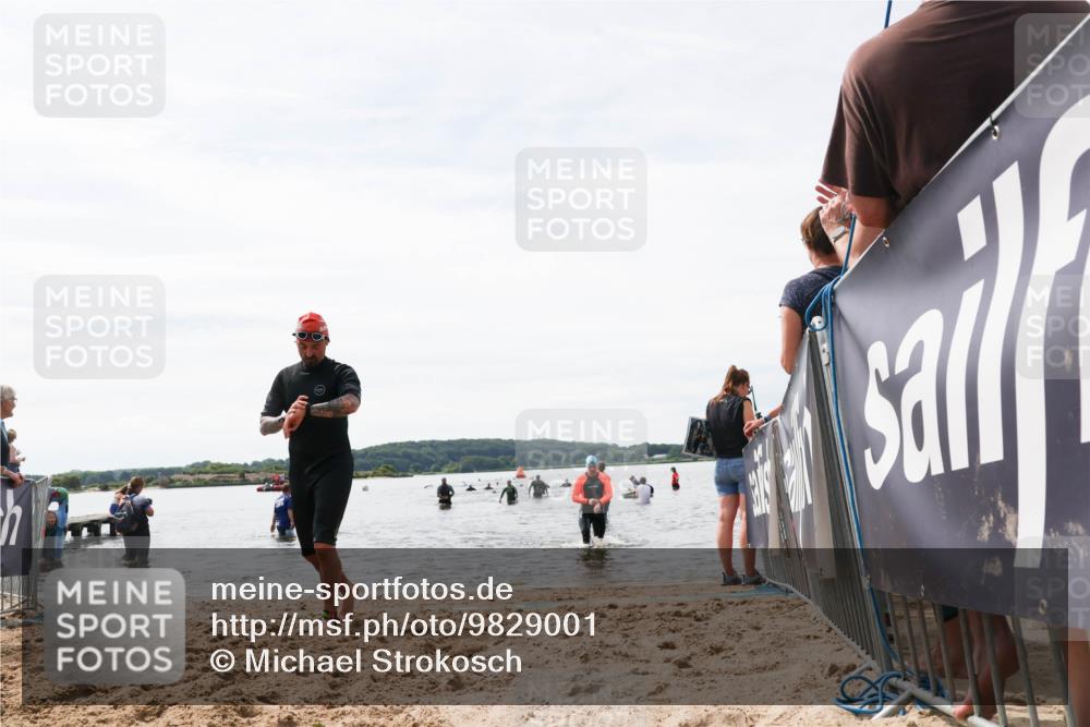21.06.2026 - Viking Triathlon Michael Strokosch http://msf.ph/oto/9829001 21.06.2026 10:54:12 Schwimmen 61, 190, 237, 390, 631 meine-sportfotos.de