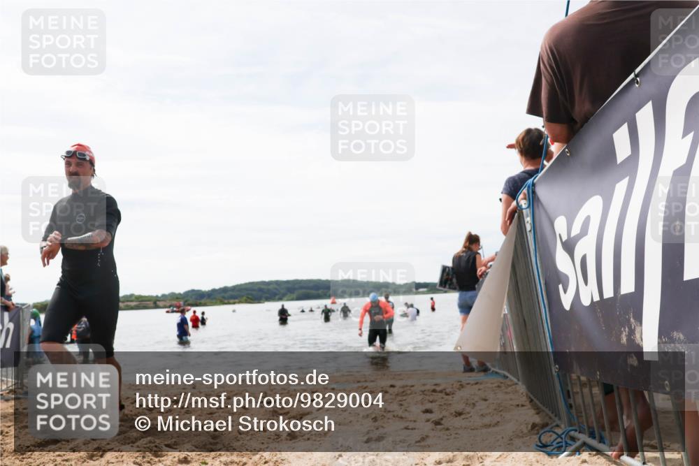 21.06.2026 - Viking Triathlon Michael Strokosch http://msf.ph/oto/9829004 21.06.2026 10:54:13 Schwimmen 61, 190, 237, 631 meine-sportfotos.de