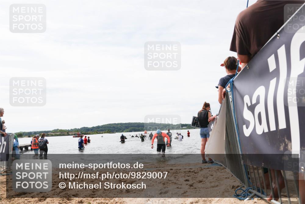 21.06.2026 - Viking Triathlon Michael Strokosch http://msf.ph/oto/9829007 21.06.2026 10:54:14 Schwimmen 61, 190, 237, 631 meine-sportfotos.de