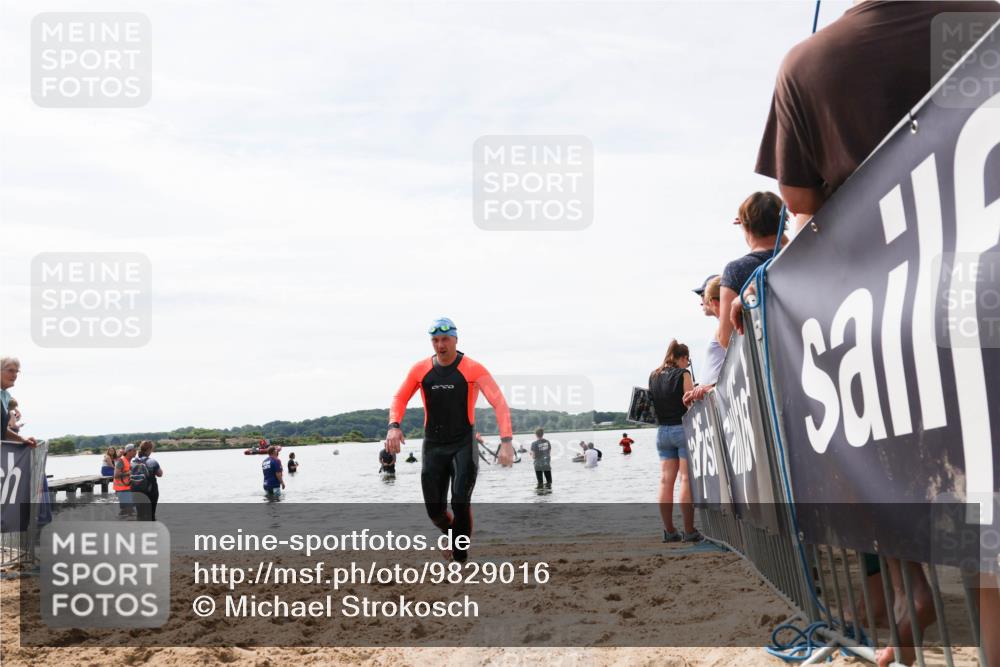 21.06.2026 - Viking Triathlon Michael Strokosch http://msf.ph/oto/9829016 21.06.2026 10:54:17 Schwimmen 237 meine-sportfotos.de