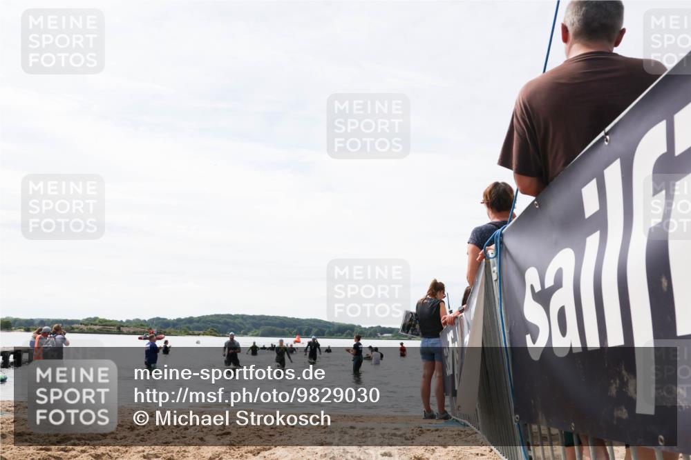 21.06.2026 - Viking Triathlon Michael Strokosch http://msf.ph/oto/9829030 21.06.2026 10:54:21 Schwimmen 237 meine-sportfotos.de