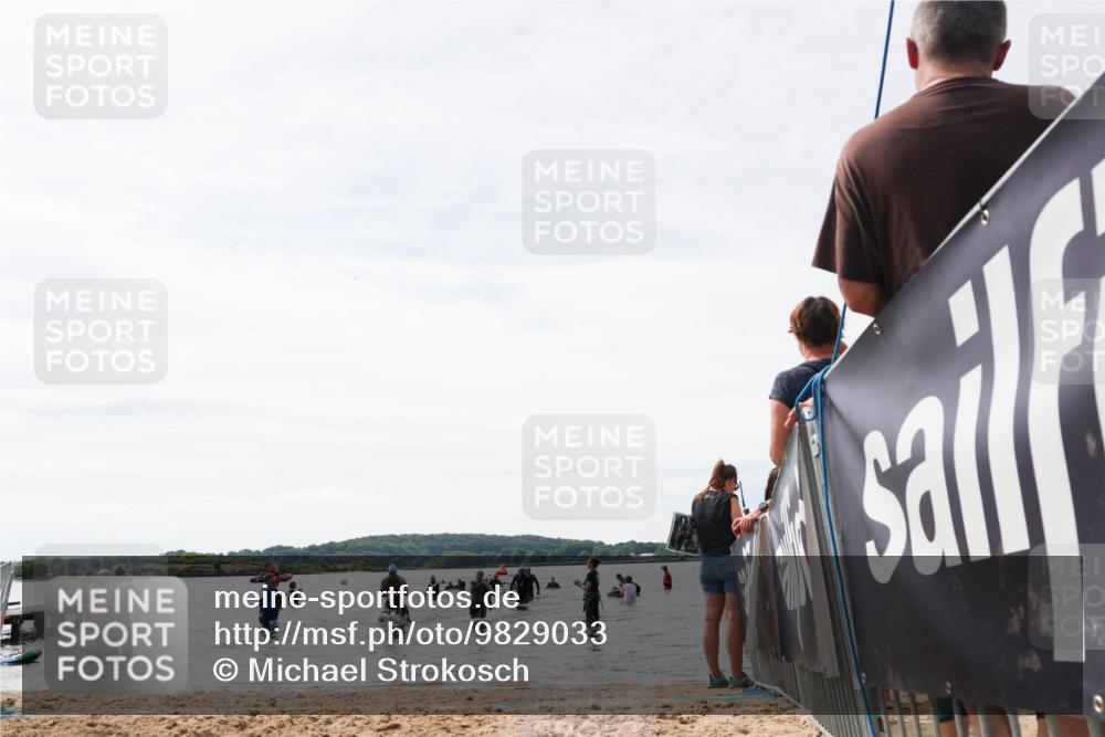 21.06.2026 - Viking Triathlon Michael Strokosch http://msf.ph/oto/9829033 21.06.2026 10:54:22 Schwimmen 237, 557 meine-sportfotos.de