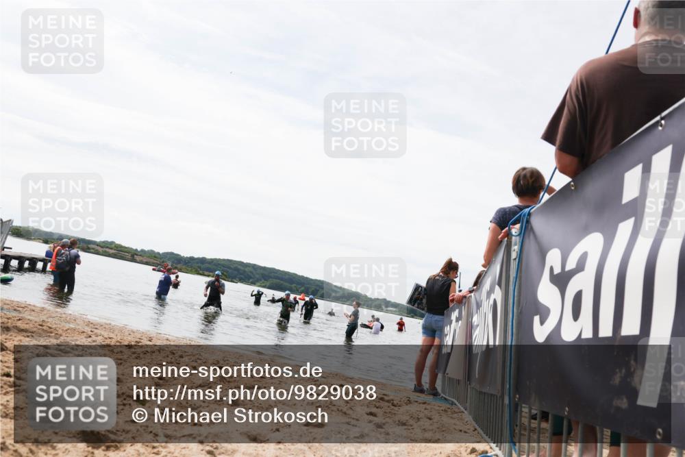 21.06.2026 - Viking Triathlon Michael Strokosch http://msf.ph/oto/9829038 21.06.2026 10:54:24 Schwimmen 427, 557 meine-sportfotos.de