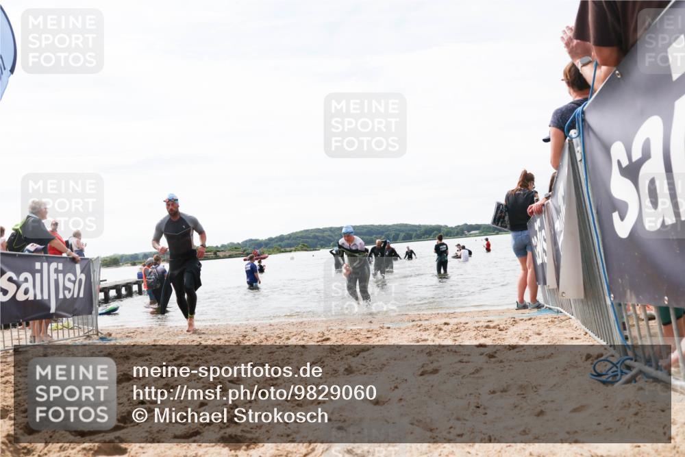 21.06.2026 - Viking Triathlon Michael Strokosch http://msf.ph/oto/9829060 21.06.2026 10:54:31 Schwimmen 427, 557 meine-sportfotos.de