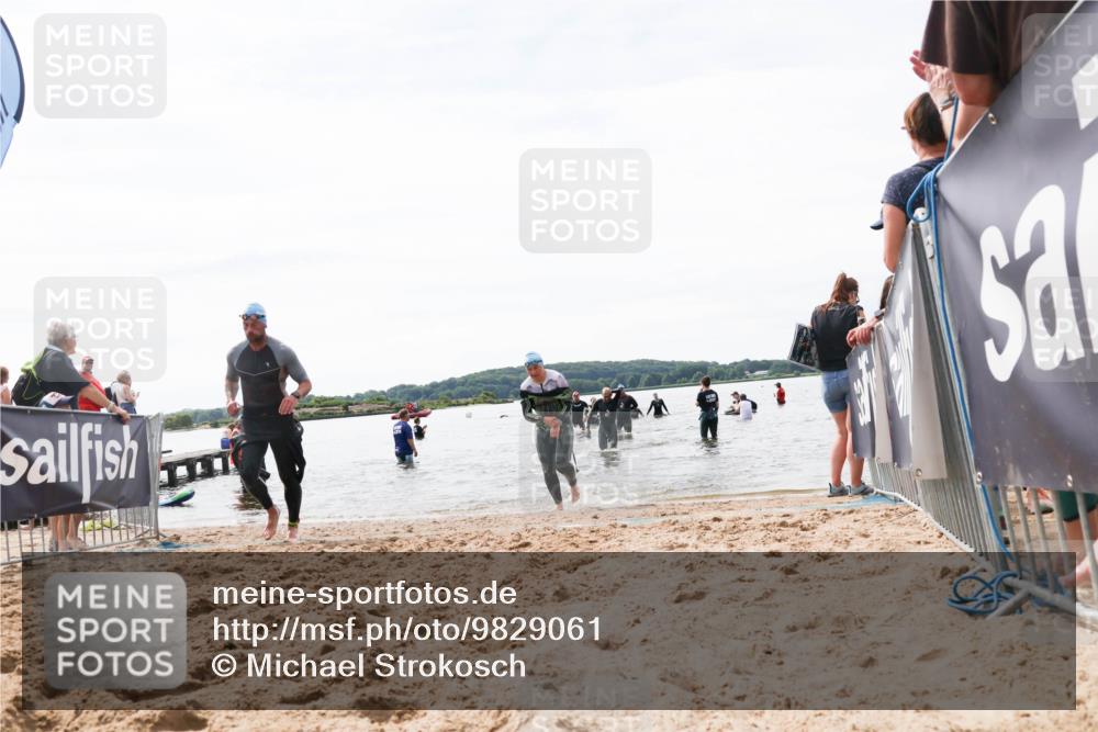 21.06.2026 - Viking Triathlon Michael Strokosch http://msf.ph/oto/9829061 21.06.2026 10:54:32 Schwimmen 413, 427, 557 meine-sportfotos.de