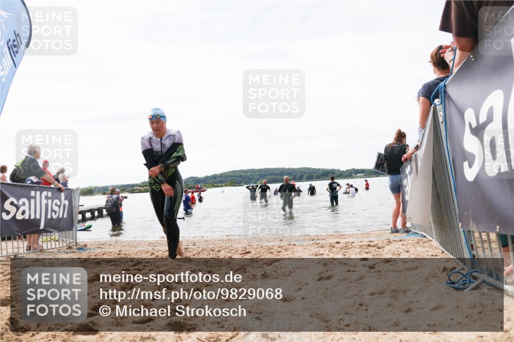 21.06.2026 - Viking Triathlon Michael Strokosch http://msf.ph/oto/9829068 21.06.2026 10:54:34 Schwimmen 413, 427, 557 meine-sportfotos.de