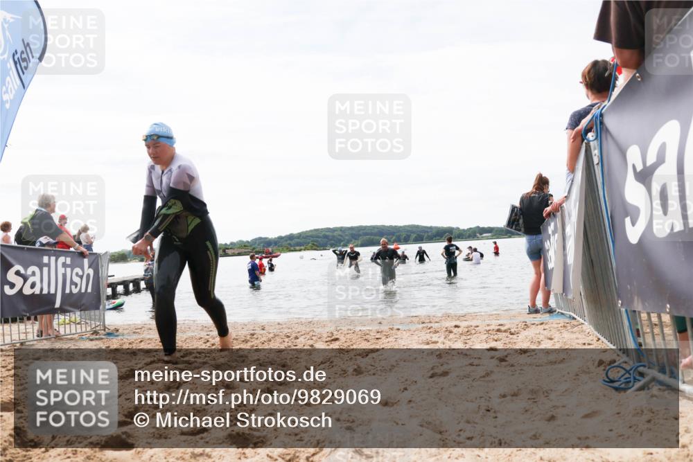 21.06.2026 - Viking Triathlon Michael Strokosch http://msf.ph/oto/9829069 21.06.2026 10:54:34 Schwimmen 413, 427, 557 meine-sportfotos.de