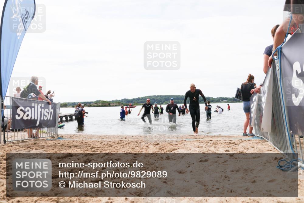 21.06.2026 - Viking Triathlon Michael Strokosch http://msf.ph/oto/9829089 21.06.2026 10:54:41 Schwimmen 413, 504, 613 meine-sportfotos.de