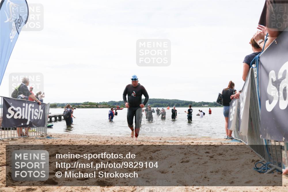 21.06.2026 - Viking Triathlon Michael Strokosch http://msf.ph/oto/9829104 21.06.2026 10:54:46 Schwimmen 275, 413, 504, 613 meine-sportfotos.de