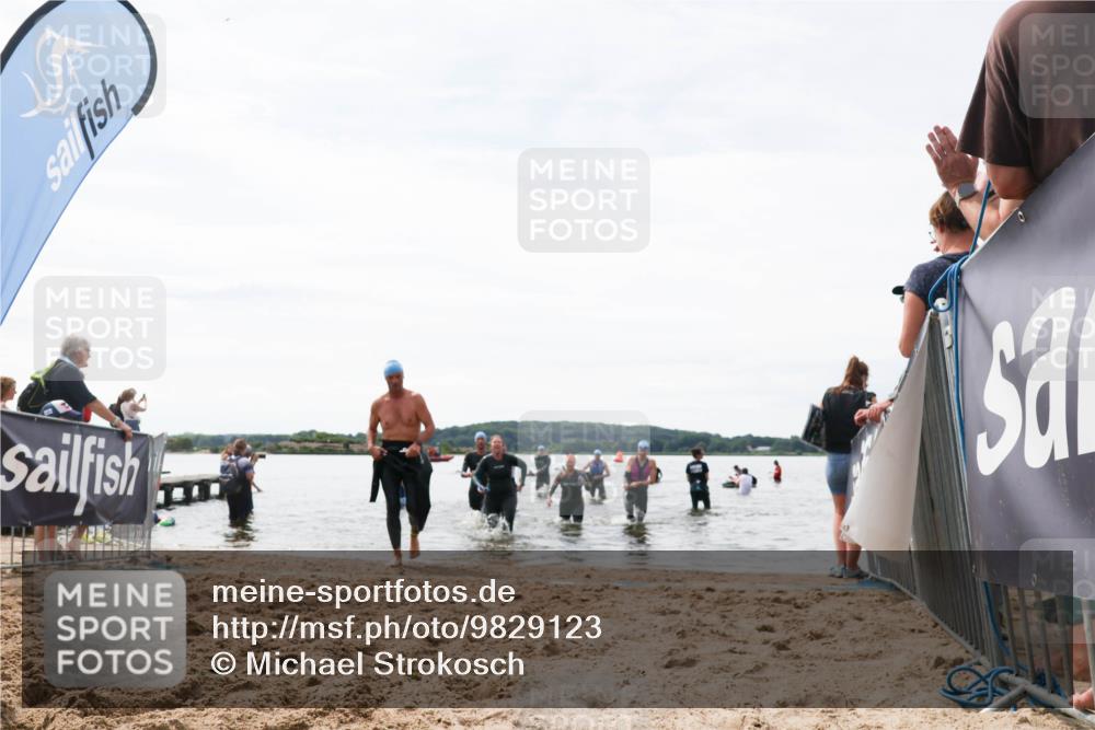 21.06.2026 - Viking Triathlon Michael Strokosch http://msf.ph/oto/9829123 21.06.2026 10:54:52 Schwimmen 52, 244, 275, 347, 424, 504, 509 meine-sportfotos.de