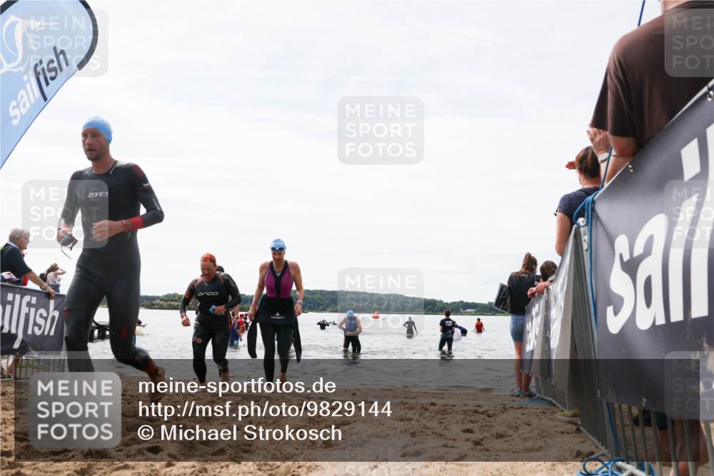 21.06.2026 - Viking Triathlon Michael Strokosch http://msf.ph/oto/9829144 21.06.2026 10:54:59 Schwimmen 52, 244, 275, 309, 347, 424, 509 meine-sportfotos.de