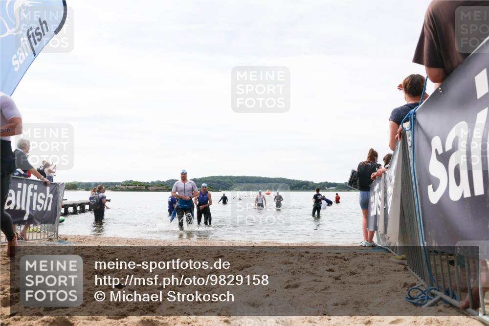 21.06.2026 - Viking Triathlon Michael Strokosch http://msf.ph/oto/9829158 21.06.2026 10:55:04 Schwimmen 52, 160, 309, 347, 509 meine-sportfotos.de