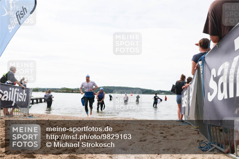 21.06.2026 - Viking Triathlon Michael Strokosch http://msf.ph/oto/9829163 21.06.2026 10:55:06 Schwimmen 160, 309, 509 meine-sportfotos.de