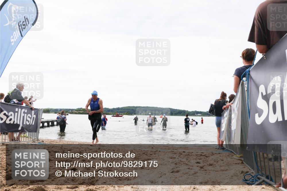 21.06.2026 - Viking Triathlon Michael Strokosch http://msf.ph/oto/9829175 21.06.2026 10:55:10 Schwimmen 160, 309 meine-sportfotos.de