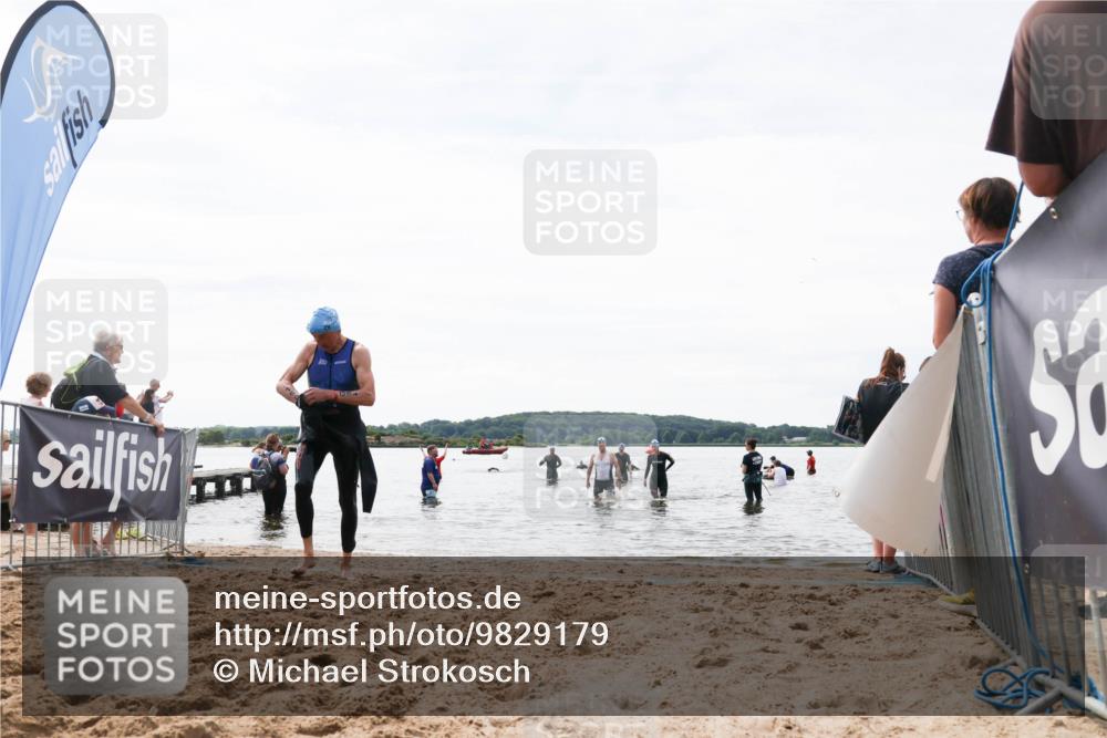 21.06.2026 - Viking Triathlon Michael Strokosch http://msf.ph/oto/9829179 21.06.2026 10:55:11 Schwimmen 160, 309 meine-sportfotos.de