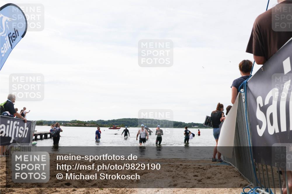 21.06.2026 - Viking Triathlon Michael Strokosch http://msf.ph/oto/9829190 21.06.2026 10:55:15 Schwimmen 160, 344, 566 meine-sportfotos.de